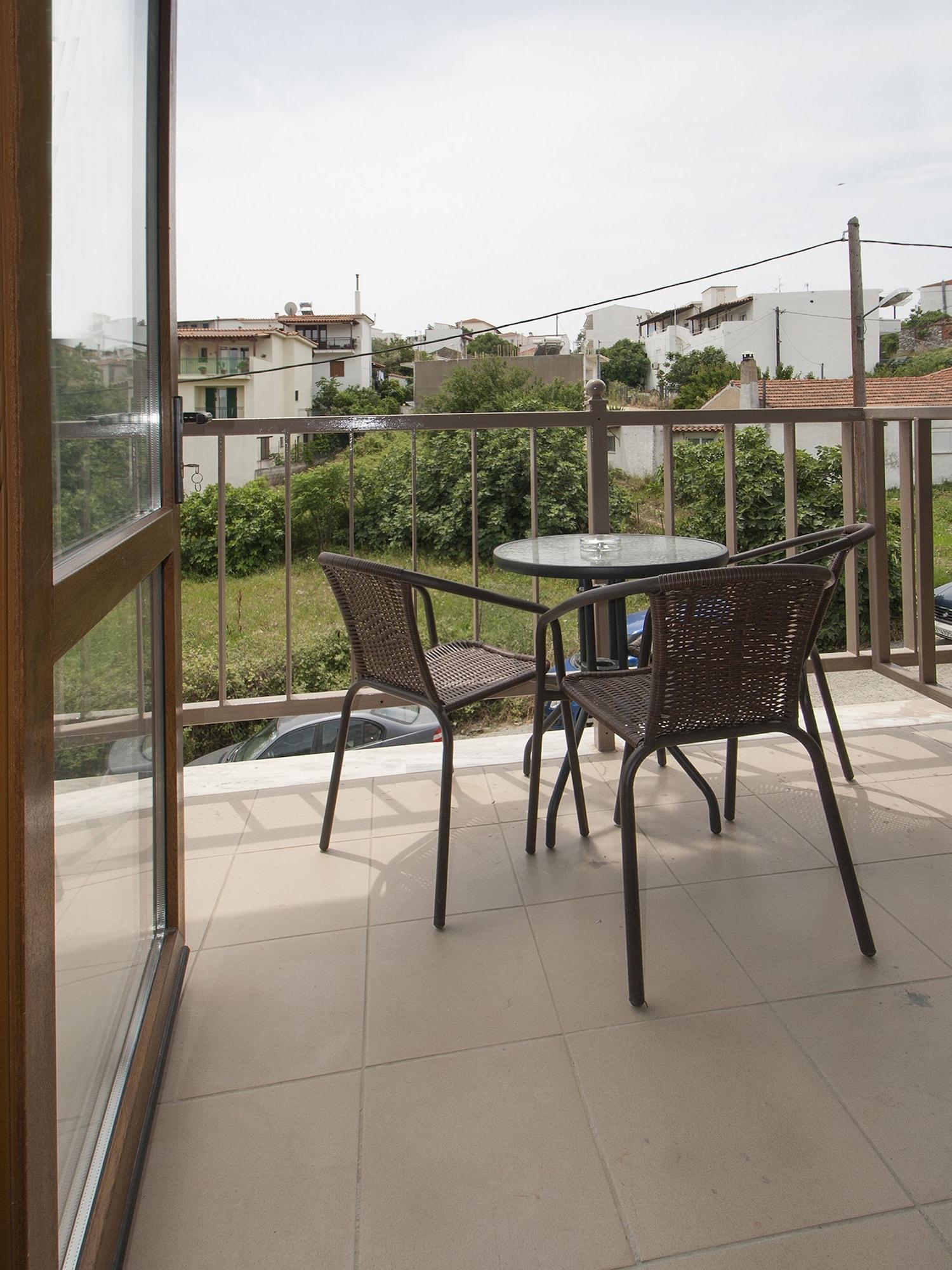 Pension Pineapple Skiathos Chora Extérieur photo